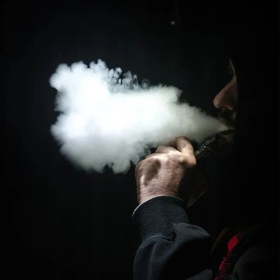 Quali sono gli effetti a lungo termine delle sigarette elettroniche?