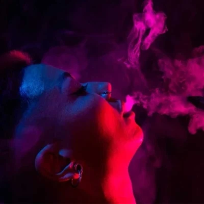 Perché la mia sigaretta elettronica ha un odore di bruciato?