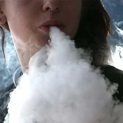 Posso pulire l'interno della mia sigaretta elettronica?